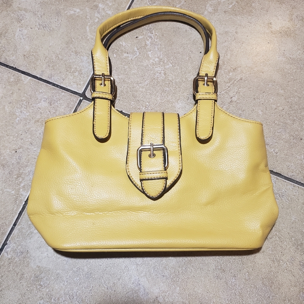 Villager Yellow Shoulder Bag